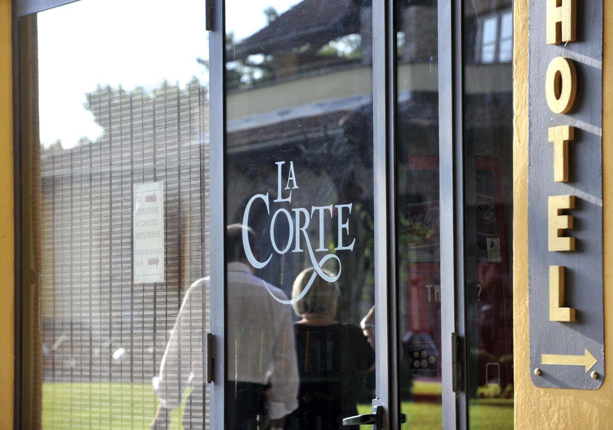 卡拉曼德拉纳 La Corte酒店 外观 照片